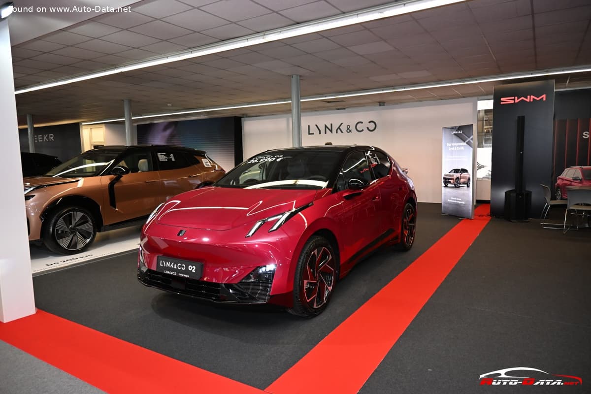 Lynk & Co 02