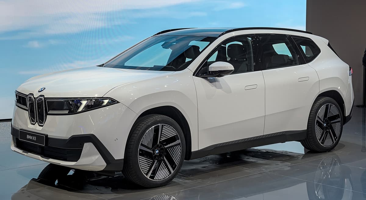 BMW iX3