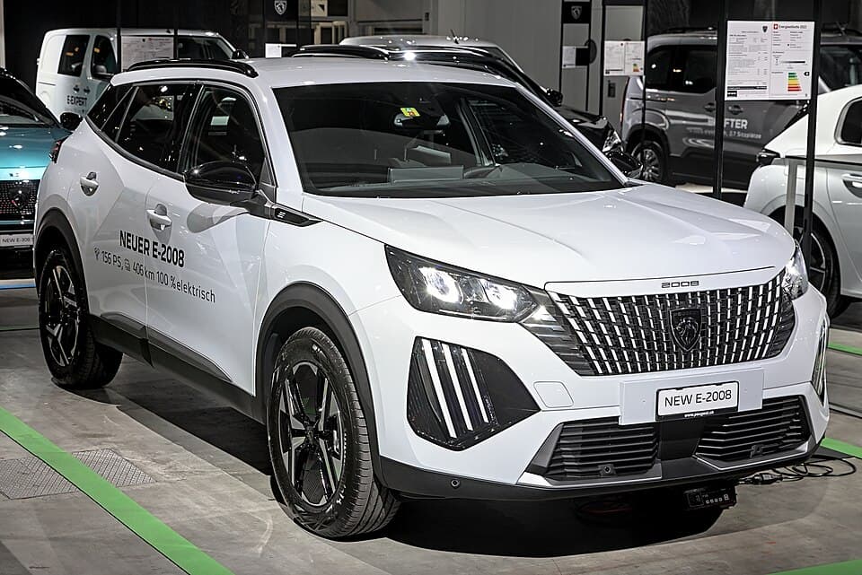 Peugeot e-2008