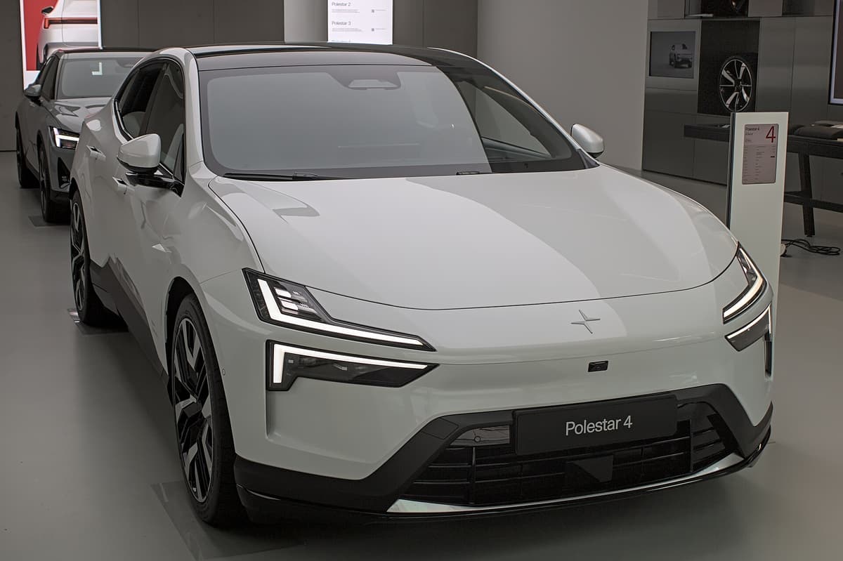 Polestar 4